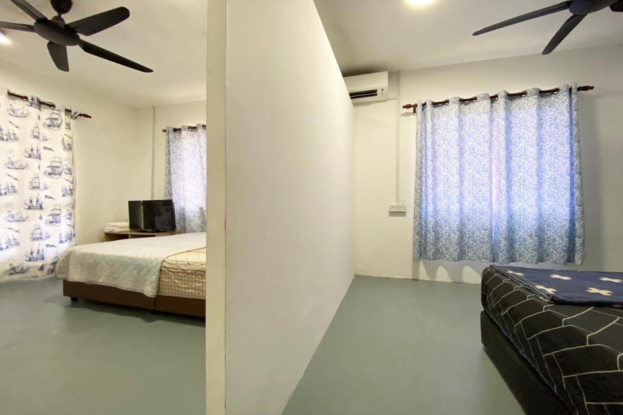 Oyo 90317 Ambong Bay Resthouse Hotel Кота Кинабалу Екстериор снимка